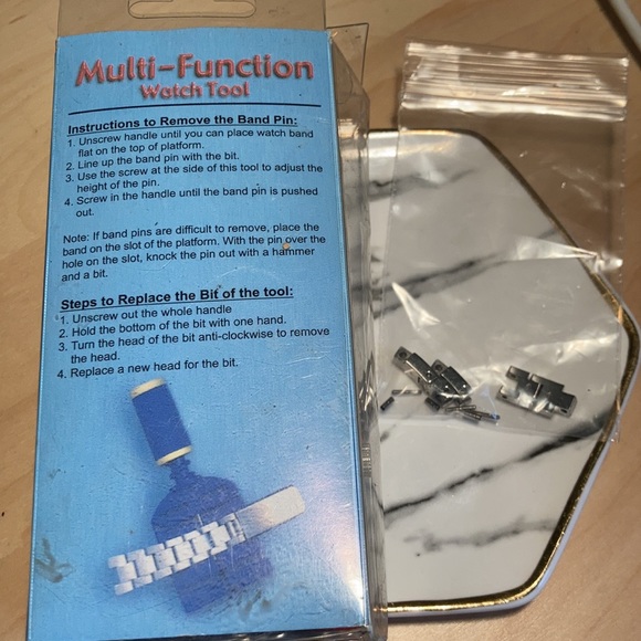 Coach Brushed stainless steel Swiss women’s watch with manual, extra links, tool - Picture 8 of 8